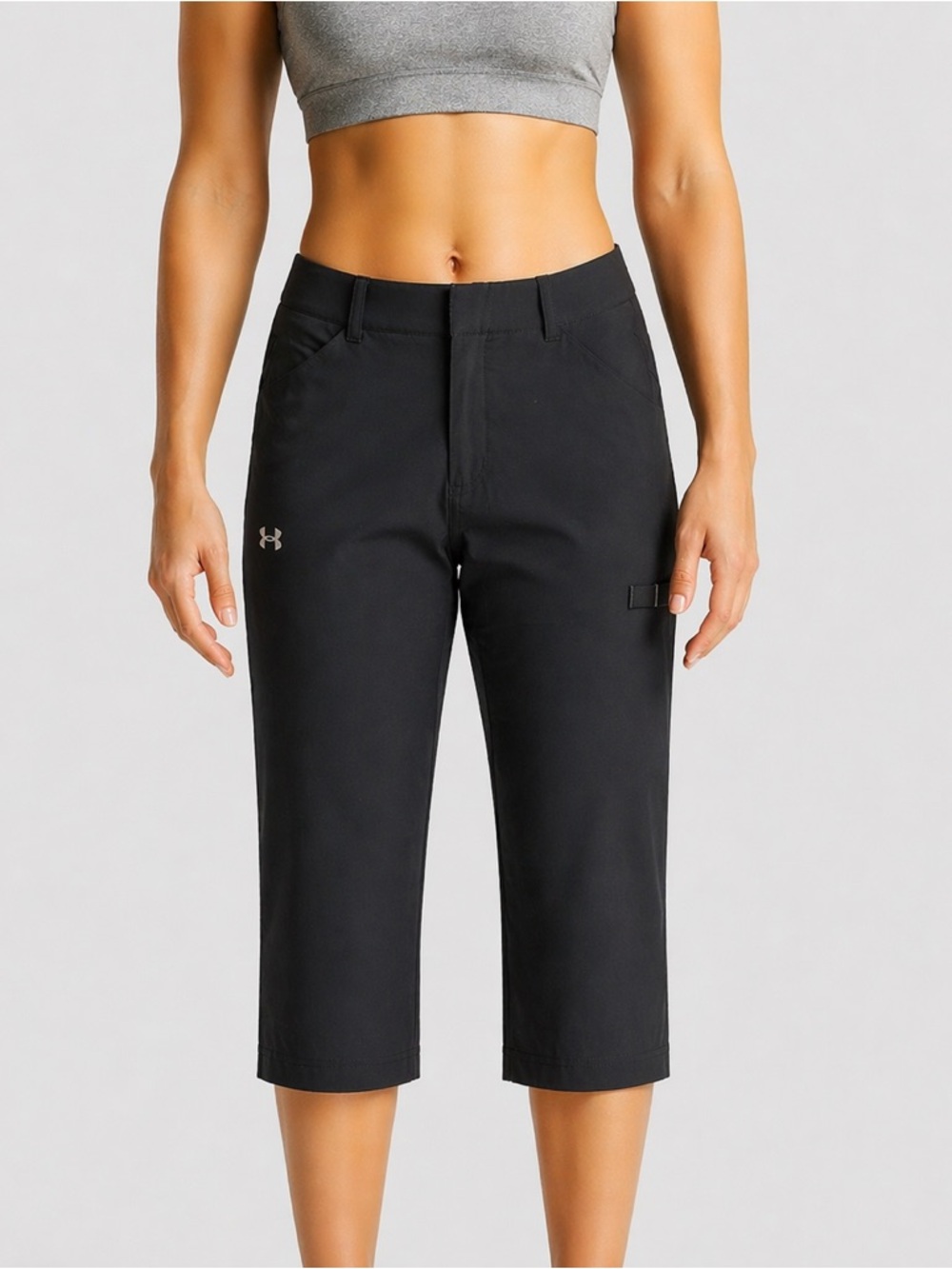 Under Armour Relaxed Fit Nylon Tactical Capris, Black size 4